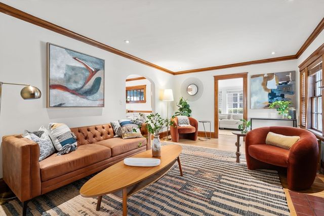 33 Longfellow Road, Melrose, MA 02176