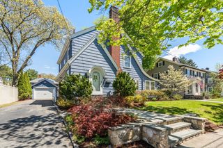 33 Longfellow Road, Melrose, MA 02176