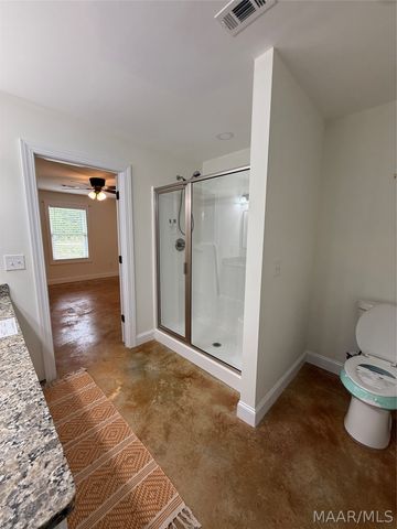 215 Indian Lane, Tallassee, AL 36078