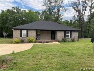 215 Indian Lane, Tallassee, AL 36078