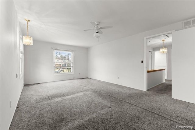 5634 Stratford Drive, West Bloomfield Charter Township, MI 48322