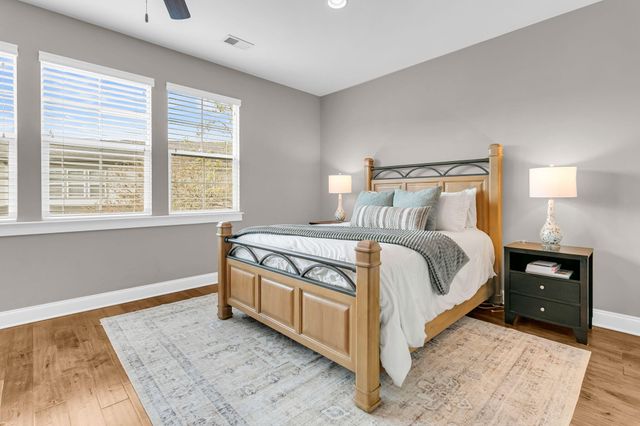 124 Slipper Shell Court, Mount Pleasant, SC 29464