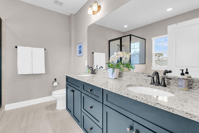 124 Slipper Shell Court, Mount Pleasant, SC 29464