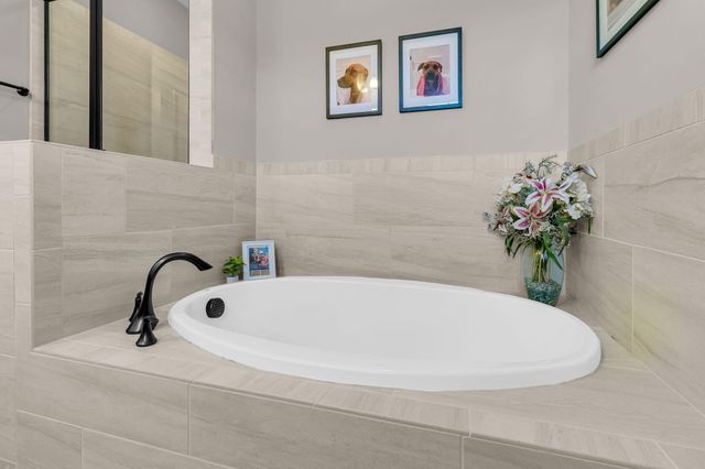 124 Slipper Shell Court, Mount Pleasant, SC 29464