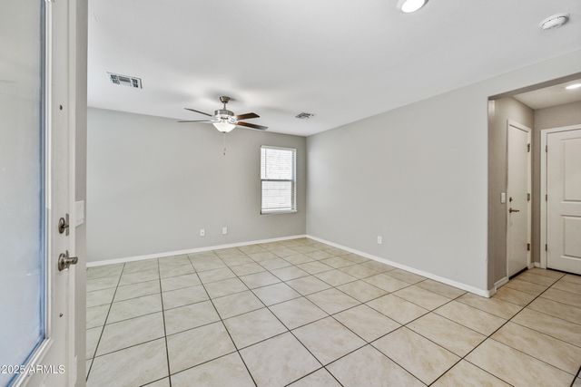 8047 W Albeniz Place, Phoenix, AZ 85043
