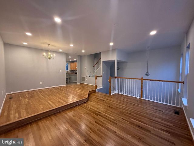 43773 MAISON BLANC SQ, Ashburn, VA 20148