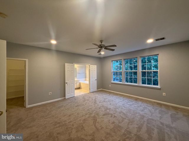 43773 MAISON BLANC SQ, Ashburn, VA 20148