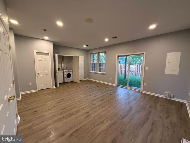 43773 MAISON BLANC SQ, Ashburn, VA 20148