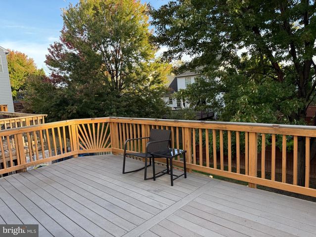 43773 MAISON BLANC SQ, Ashburn, VA 20148