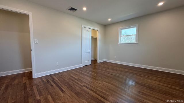 211 4th Avenue, West Babylon, NY 11704