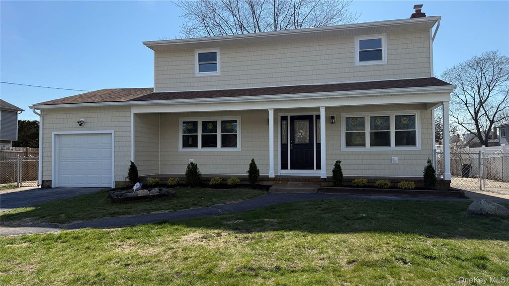 211 4th Avenue, West Babylon, NY 11704