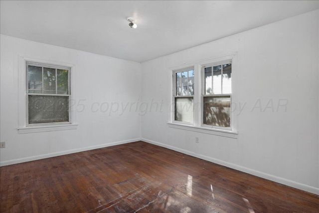 2101 S HUGHES Street, Amarillo, TX 79109