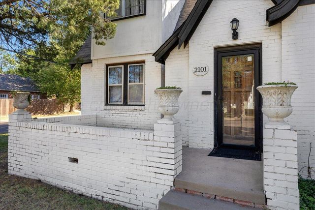 2101 S HUGHES Street, Amarillo, TX 79109