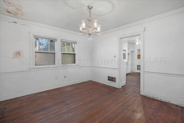 2101 S HUGHES Street, Amarillo, TX 79109