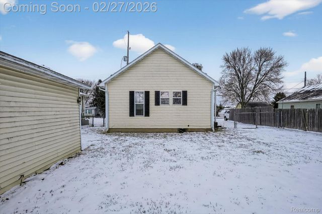5227 Dania Street, Flint Charter Township, MI 48532