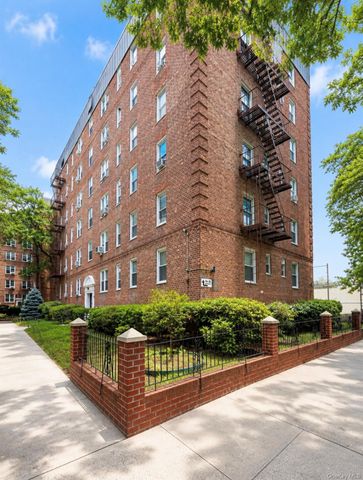14445 Sanford Avenue 6, Flushing, NY 11355