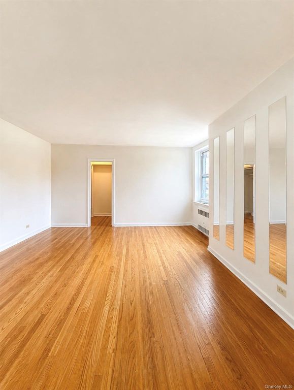 14445 Sanford Avenue 6, Flushing, NY 11355 — photo 4