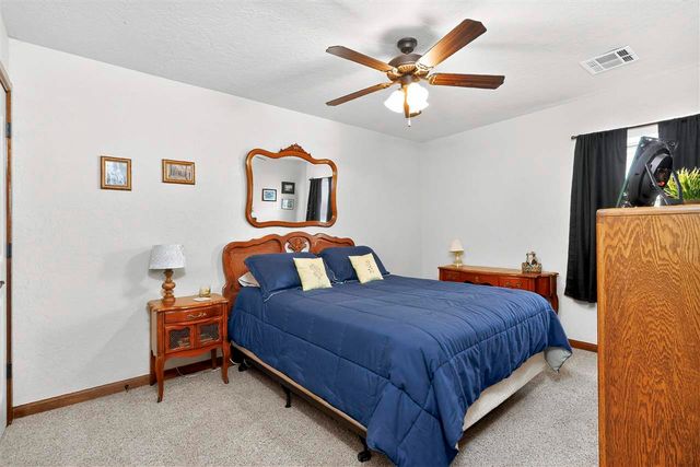 718 5th St, Elgin, OK 73538