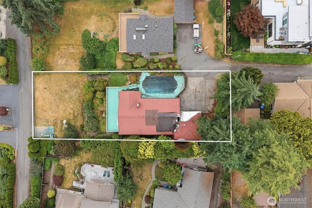 2444 72nd Avenue SE, Mercer Island, WA 98040