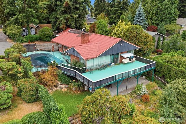 2444 72nd Avenue SE, Mercer Island, WA 98040