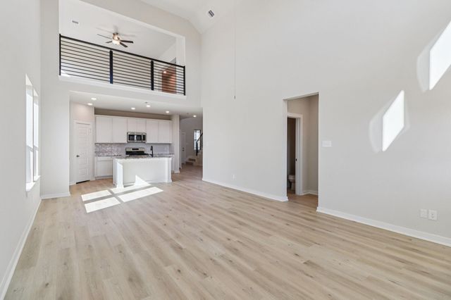 530 Tejas Village Parkway, Beasley, TX 77417