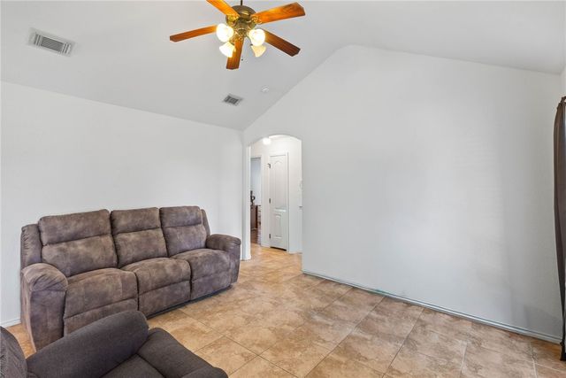 3038 Santa Lucia St, Corpus Christi, TX 78415