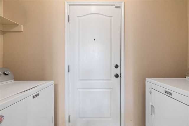 3038 Santa Lucia St, Corpus Christi, TX 78415