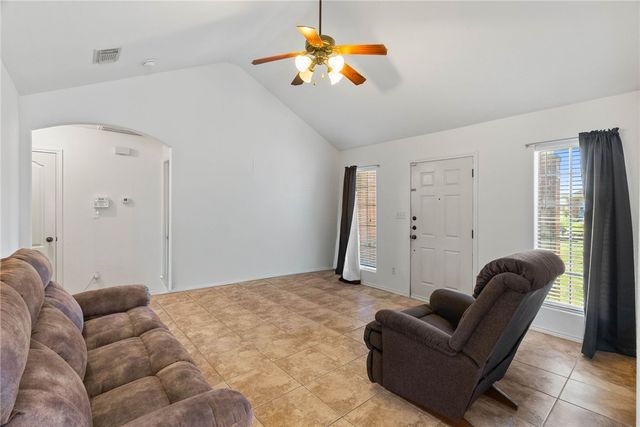 3038 Santa Lucia St, Corpus Christi, TX 78415