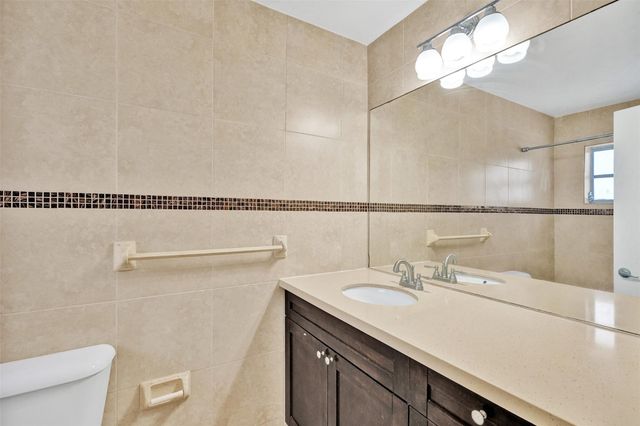 7580 SW 82nd Street, Miami, FL 33143