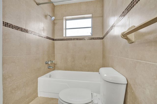 7580 SW 82nd Street, Miami, FL 33143