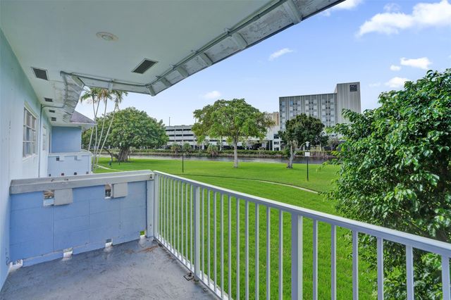 7580 SW 82nd Street, Miami, FL 33143