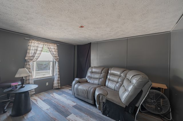 8203 Holmes Creek Rd, Smithville, TN 37166