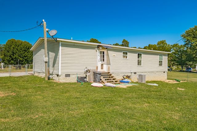 8203 Holmes Creek Rd, Smithville, TN 37166