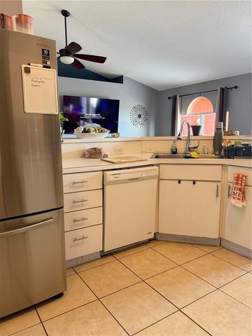 407 BLACKBIRD WAY, Kissimmee, FL 34759