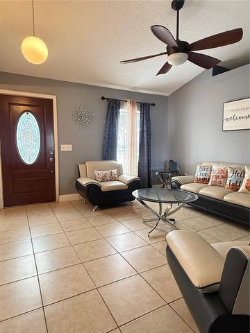 407 BLACKBIRD WAY, Kissimmee, FL 34759