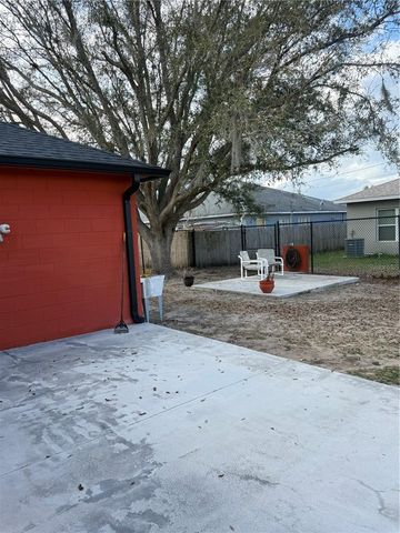 407 BLACKBIRD WAY, Kissimmee, FL 34759