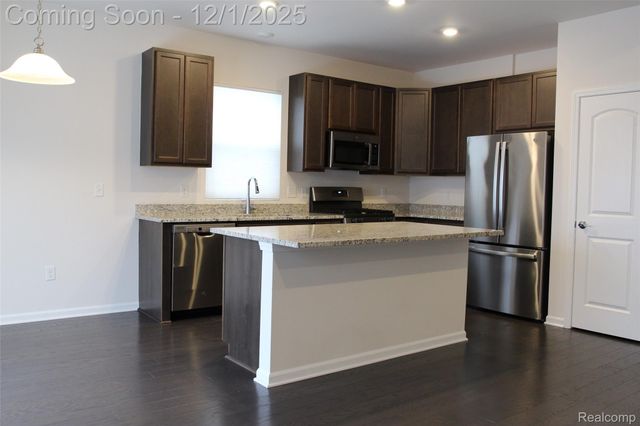 8270 Carston Lane, Green Oak Township, MI 48116