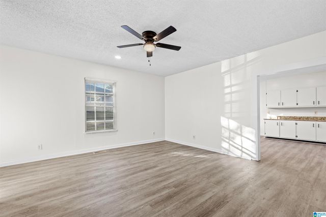 137 ELRIE BOULEVARD, Bessemer, AL 35020