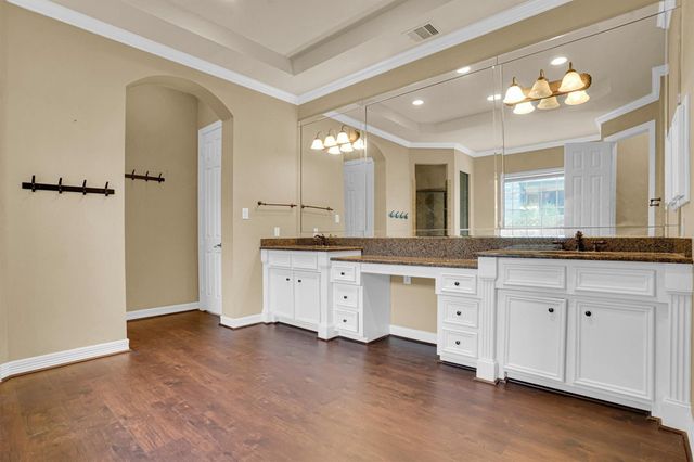 1706 Lake Charlotte Lane, Richmond, TX 77406