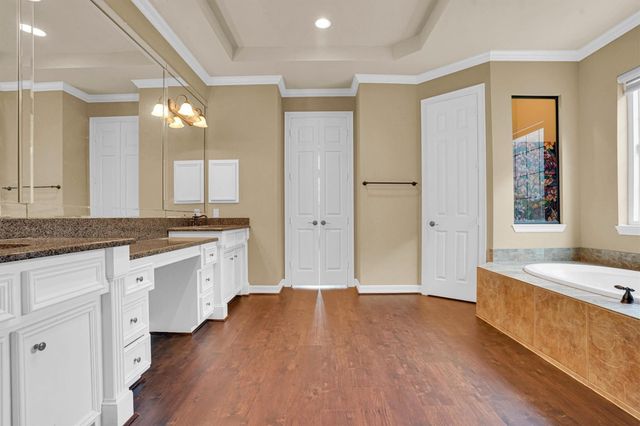 1706 Lake Charlotte Lane, Richmond, TX 77406