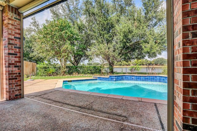 1706 Lake Charlotte Lane, Richmond, TX 77406