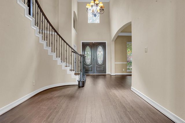 1706 Lake Charlotte Lane, Richmond, TX 77406