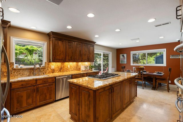 2450 Sequoia Lane, Reno, NV 89502