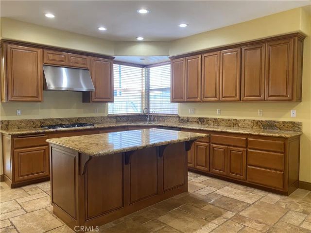 318 9th Street, Huntington Beach, CA 92648