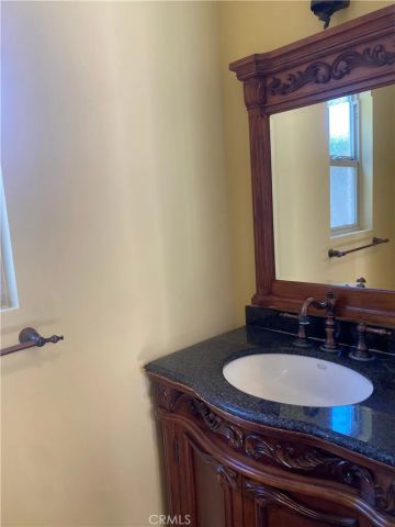 318 9th Street, Huntington Beach, CA 92648