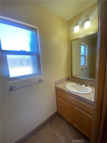 318 9th Street, Huntington Beach, CA 92648
