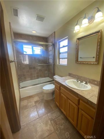 318 9th Street, Huntington Beach, CA 92648