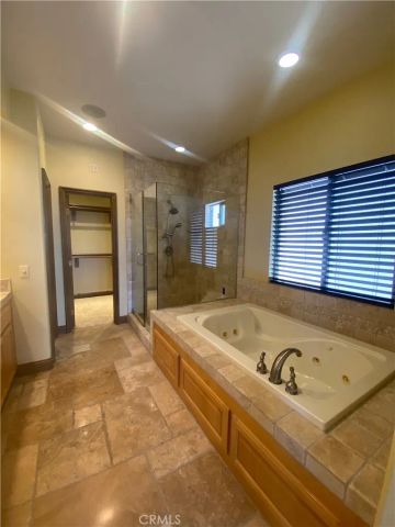 318 9th Street, Huntington Beach, CA 92648