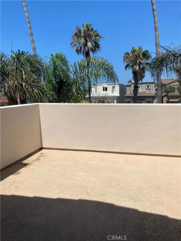 318 9th Street, Huntington Beach, CA 92648