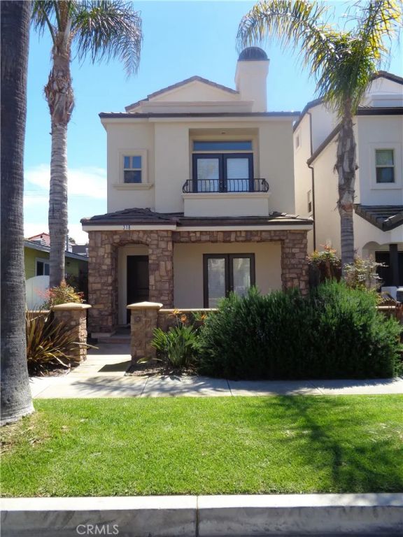 318 9th Street, Huntington Beach, CA 92648